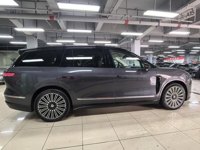 NIO ES8 2026 модификация VI seat Executive Deluxe Edition – фото 3