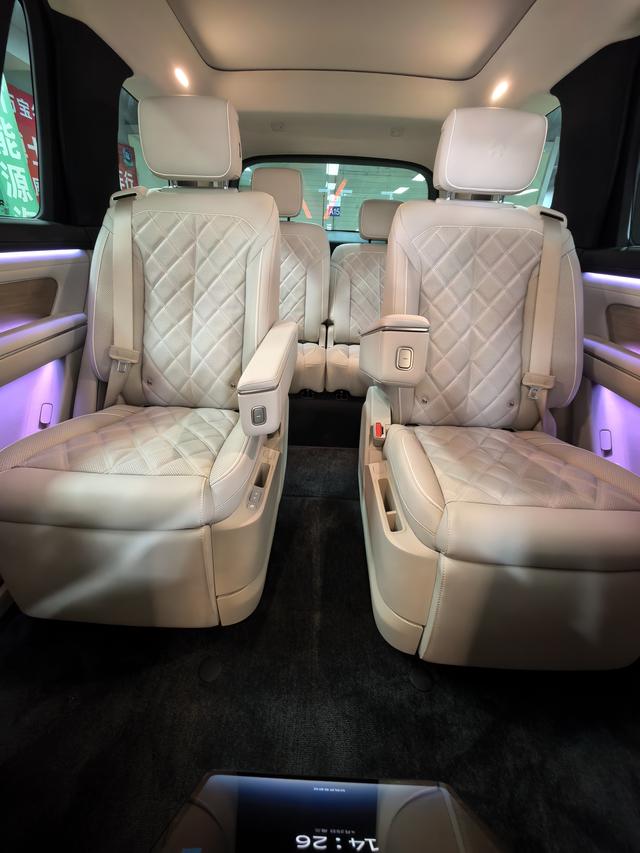 NIO ES8 2026 модификация VI seat Executive Deluxe Edition – фото 6