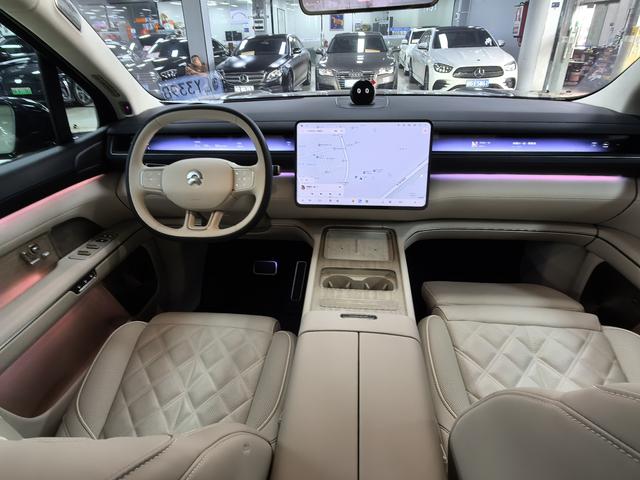 NIO ES8 2026 модификация VI seat Executive Deluxe Edition – фото 7