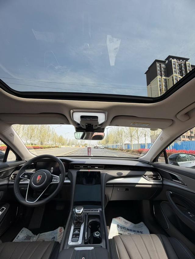 Hongqi H5 2023 1.5T DCT Smart Connect Flag Joy – фото 6