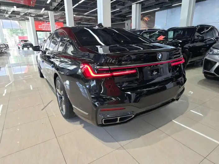 BMW 7 Series 2019 Model Facelift M760Li xDrive V12 Sports Set – фото 4