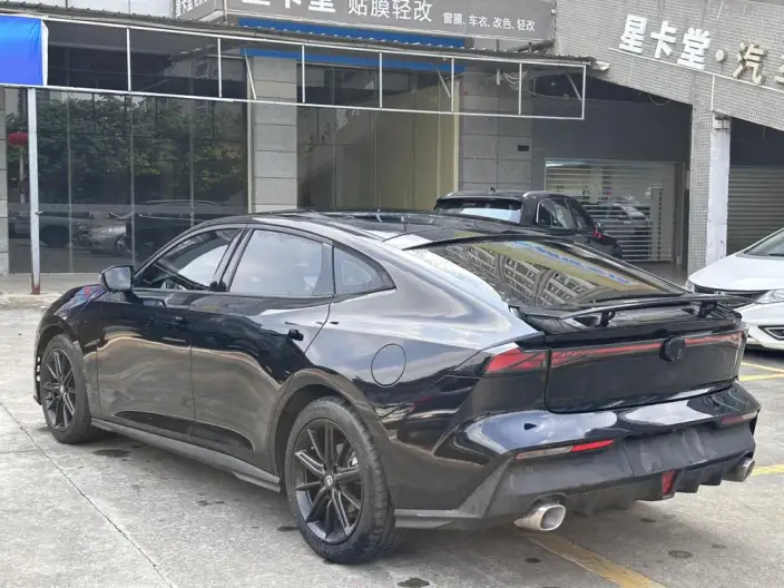 Changan UNI-V 2023 Model 1.5T Noble Model – фото 4