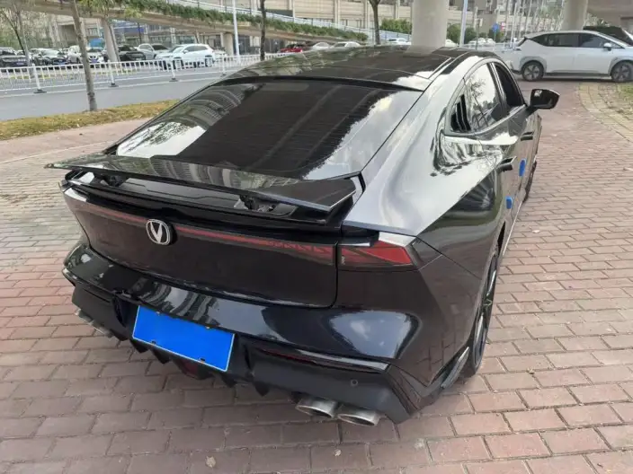 Changan UNI-V 2022 Model 1.5T Sports Edition – фото 6