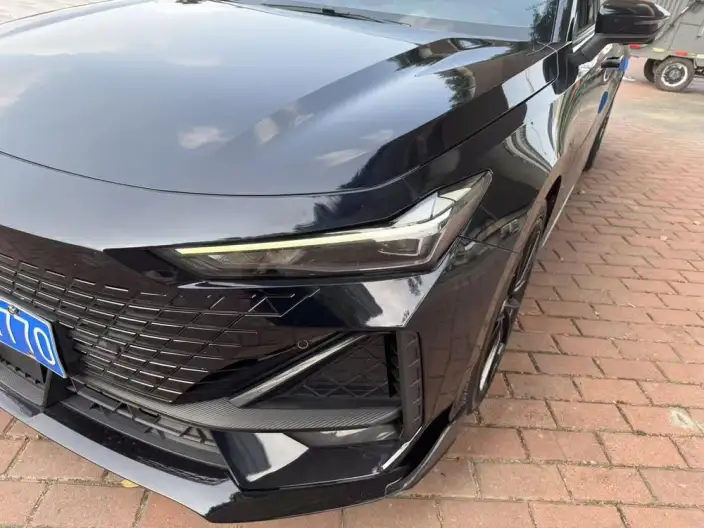 Changan UNI-V 2022 Model 1.5T Sports Edition – фото 8