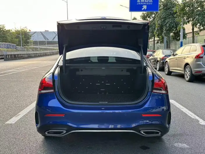 Mercedes-Benz A-class 2022 Model Facelift A 200 L Sports sedan Fashion Edition – фото 7