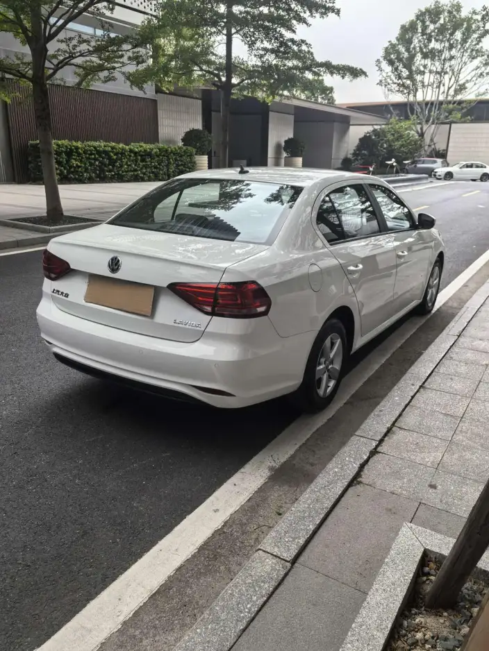 Volkswagen Lavida 2019 Model Voyage 1.5L Automatic Fashion edition China VI – фото 5
