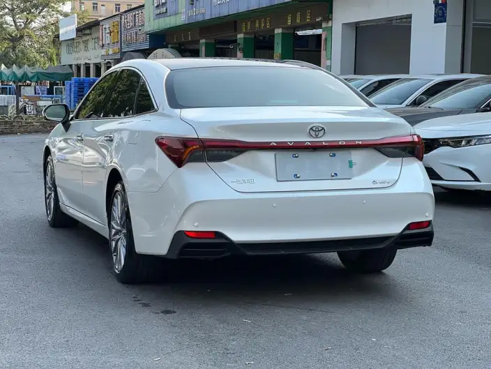 Toyota Avalon 2024 Model Intelligent Hybrid 2.0L E-CVT Deluxe Edition – фото 4