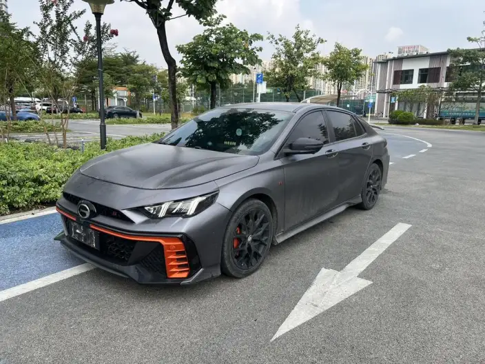 Emzoom 2022 Model 270T J16 R-Style Track Edition