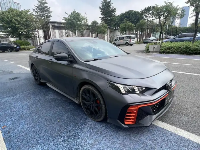 Emzoom 2022 Model 270T J16 R-Style Track Edition