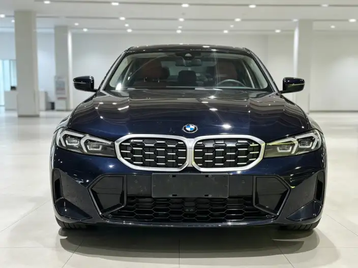 BMW 3 Series 2023 Model 325Li M Sports Set – фото 2