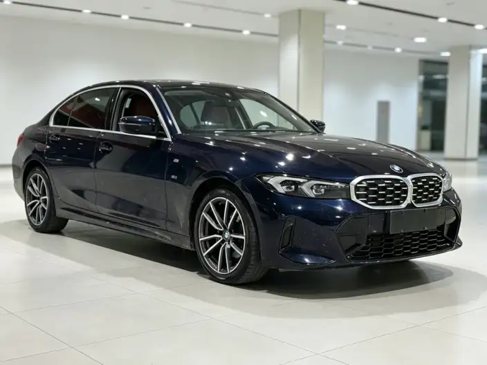BMW 3 Series 2023 Model 325Li M Sports Set – фото 3