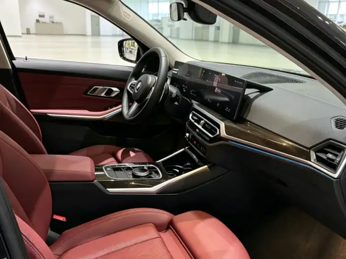 BMW 3 Series 2023 Model 325Li M Sports Set – фото 8