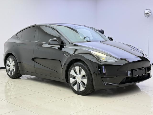 Tesla Model Y 2022 RWD – фото 3