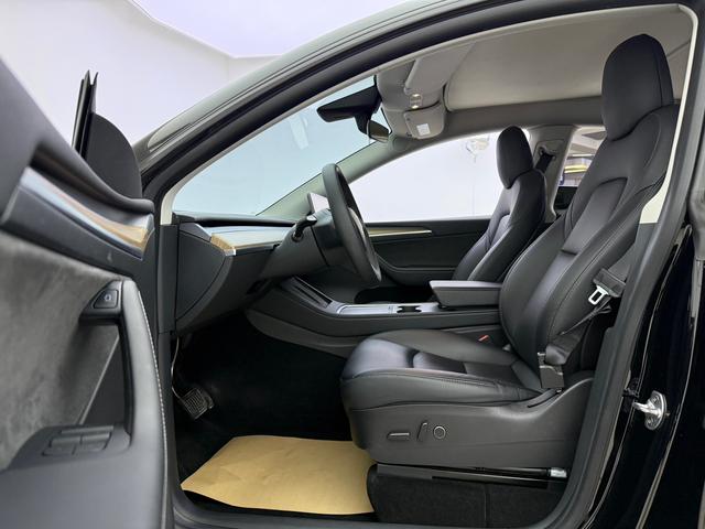 Tesla Model Y 2022 RWD – фото 5