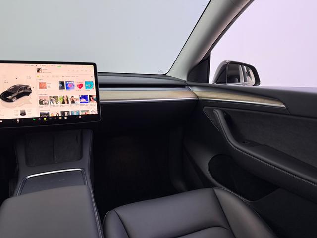 Tesla Model Y 2022 RWD – фото 10