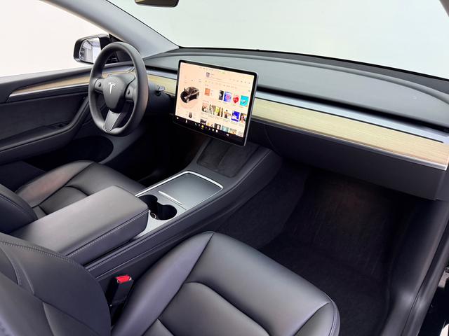 Tesla Model Y 2022 RWD – фото 12
