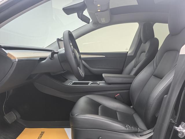 Tesla Model Y 2021 Long Range AWD – фото 12