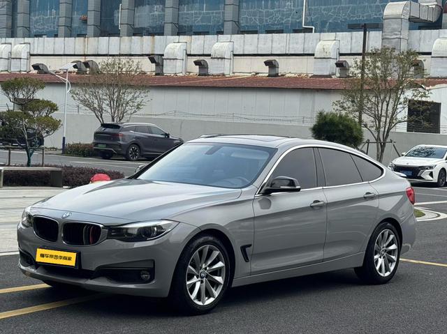 BMW 3 Series GT 2018 320i Fashion – фото 1