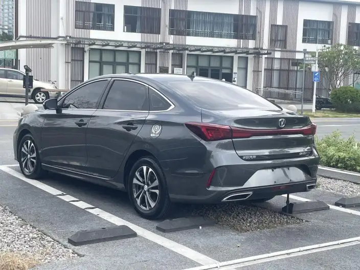 Changan Eado 2022 Model PLUS Blue whale NE 1.4T GDI DCT Noble Model