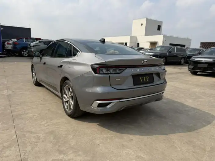 Ford Mondeo 2022 Model EcoBoost 245 Fashion Model
