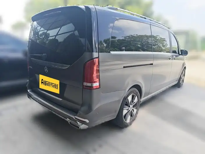 Mercedes-Benz V-Class 2021 Model V 260 L Long wheelbase Premium Edition – фото 2