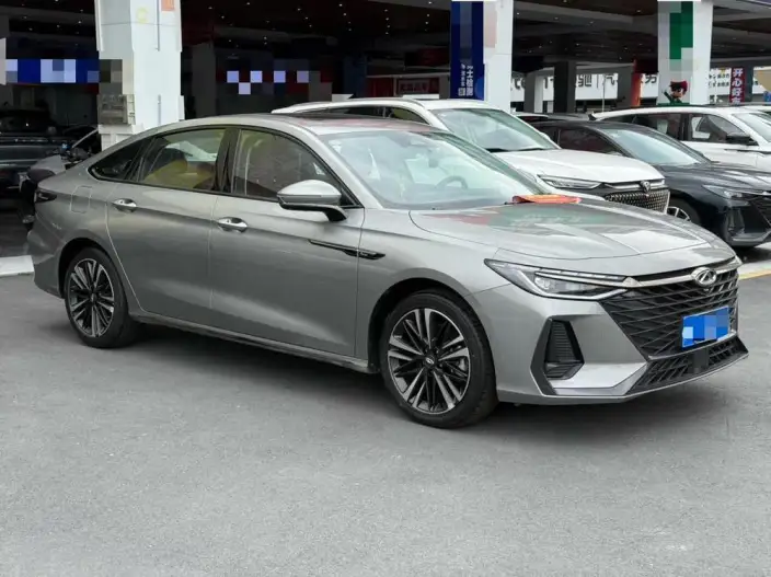 Chery Arrizo 8 2025 Model 2.0T DCT Drive