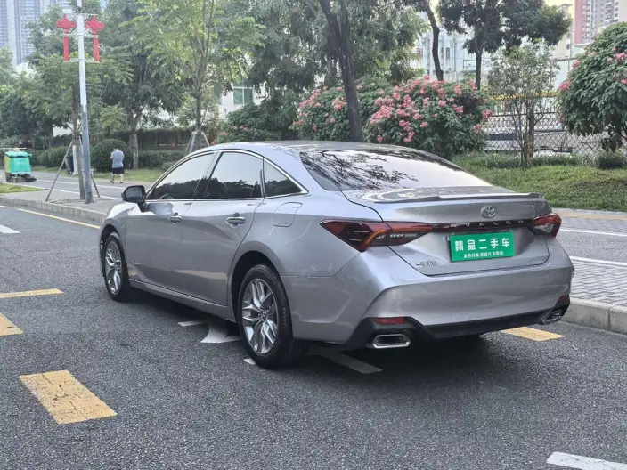 Toyota Avalon 2022 Model 2.5L Deluxe Edition – фото 3