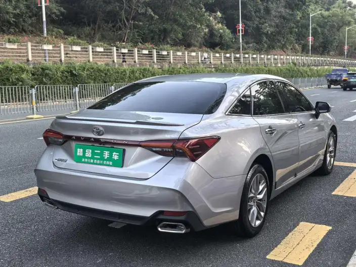 Toyota Avalon 2022 Model 2.5L Deluxe Edition – фото 4
