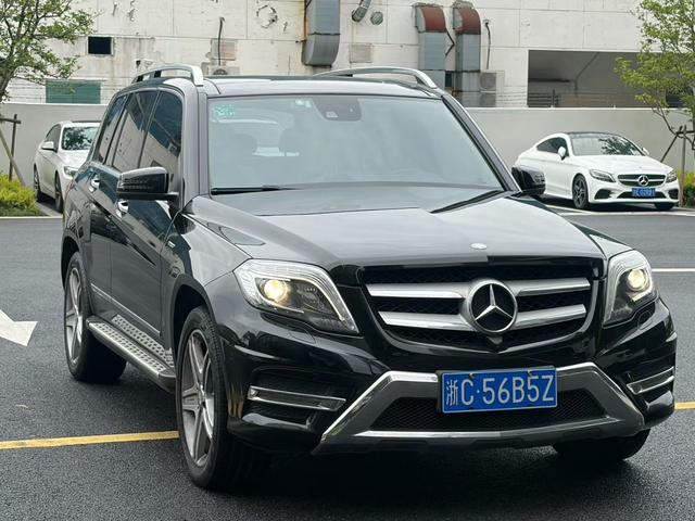 Mercedes-Benz GLK-Class 2015 модификация GLK 300 4MATIC Luxury Haoji изящество Edition – фото 3
