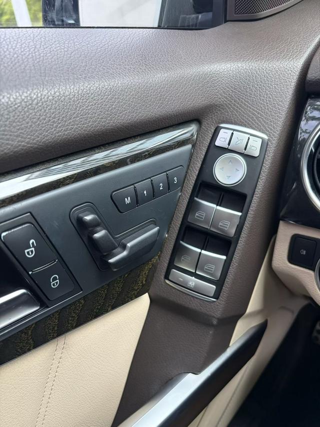 Mercedes-Benz GLK-Class 2015 модификация GLK 300 4MATIC Luxury Haoji изящество Edition – фото 9