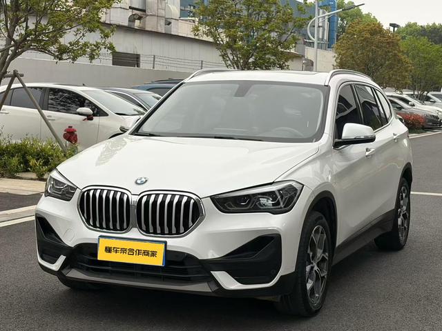 BMW X1 2020 sDrive25Li Leader – фото 1