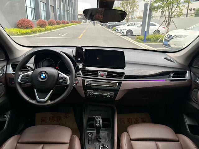 BMW X1 2020 sDrive25Li Leader – фото 7