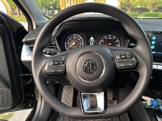 MG5 2021 180DVVT CVT Youth Luxury – фото 17