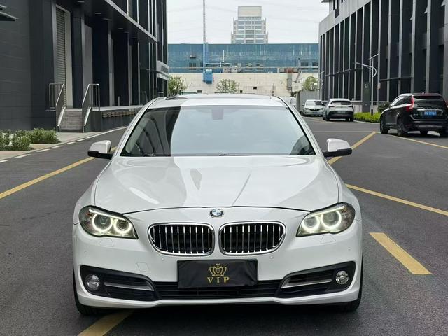 BMW 5 Series 2017 525Li Advantage – фото 2
