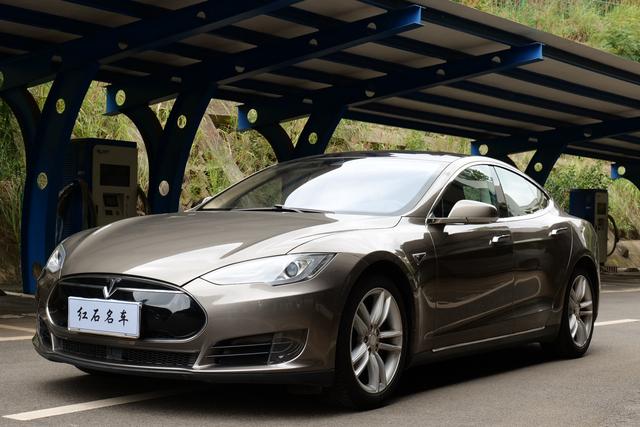 Model S 2015 модификация 70