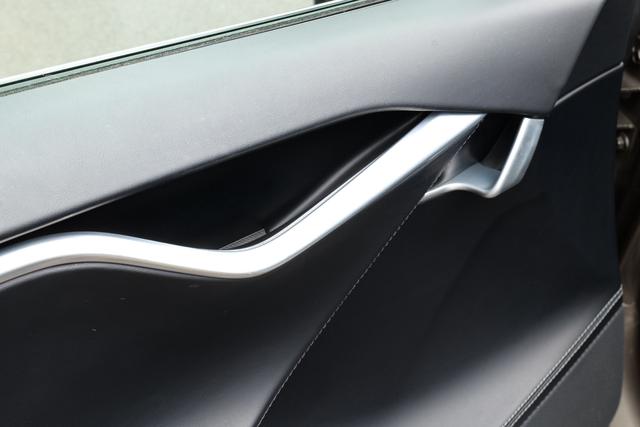 Model S 2015 модификация 70 – фото 13