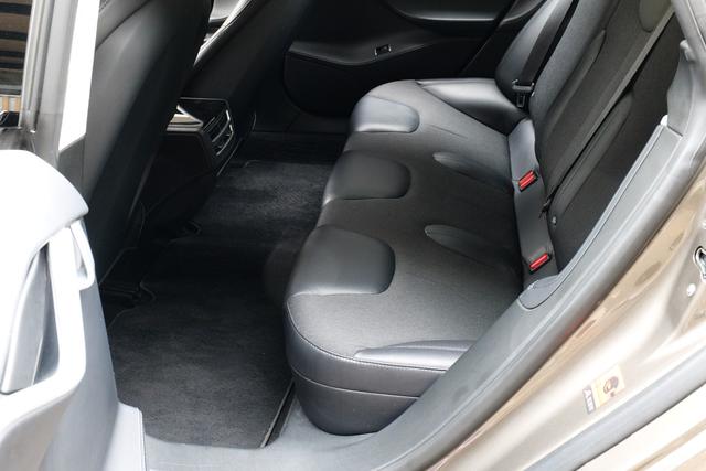 Model S 2015 модификация 70 – фото 15