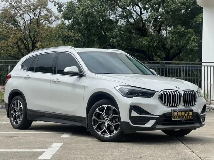 BMW X1 2022 Model sDrive25Li Leading Model – фото 3