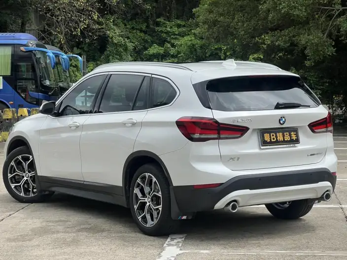 BMW X1 2022 Model sDrive25Li Leading Model – фото 5