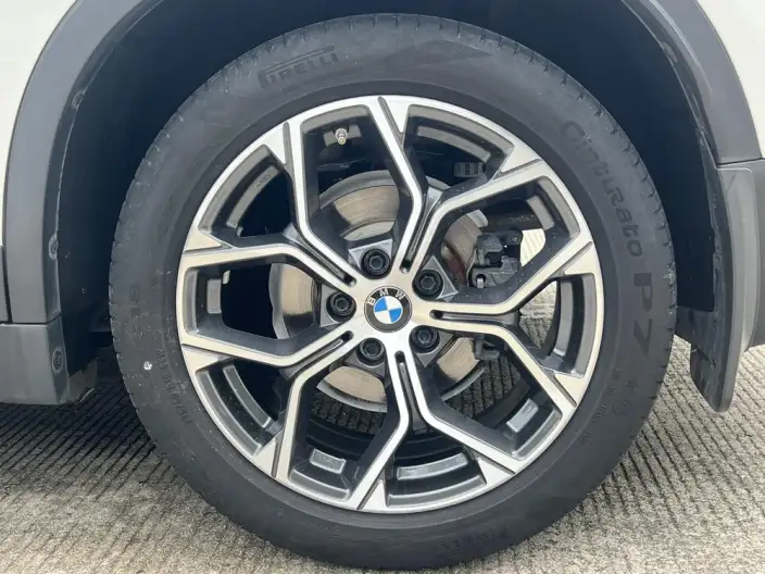 BMW X1 2022 Model sDrive25Li Leading Model – фото 8