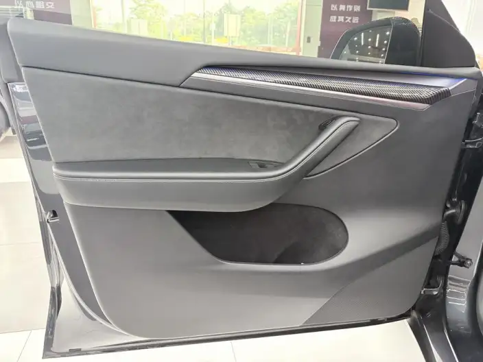 Model Y 2024 Model Rear-wheel drive version – фото 9