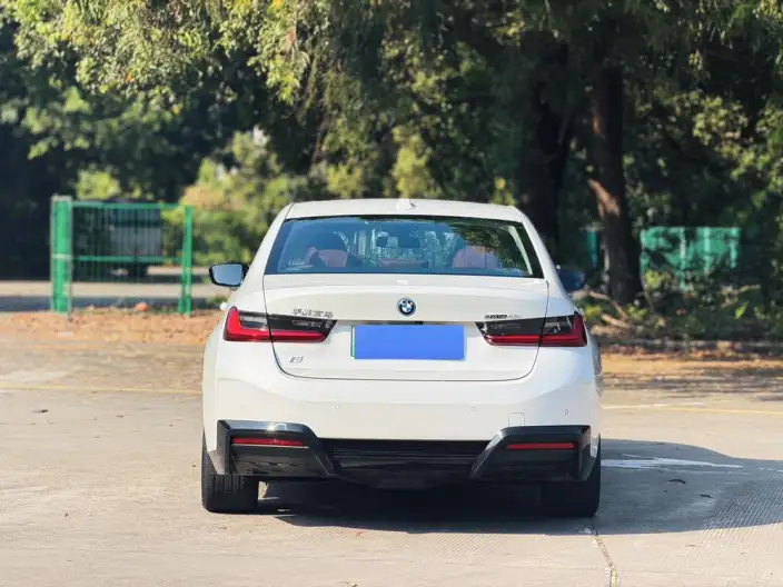 BMW i3 2023 Model eDrive40L Night Edition Sports Set – фото 8