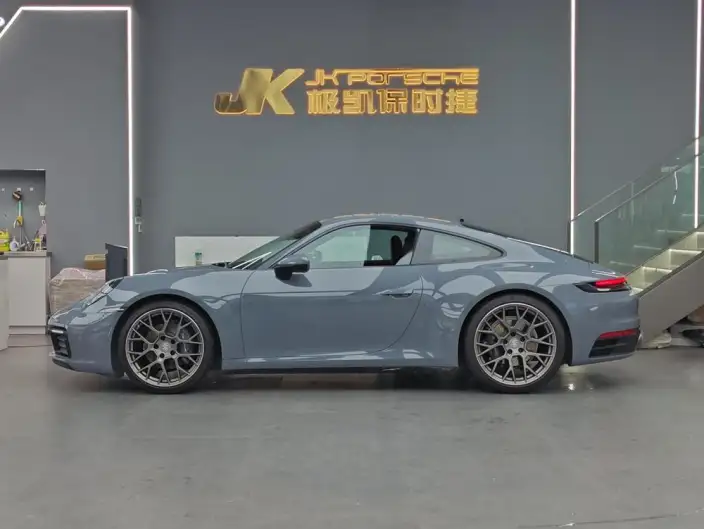 PORSCHE 911 2023 Model Carrera 3.0T – фото 3