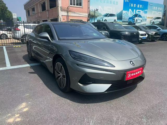 Denza Z9GT DM 2024 1100 AWD Ultra