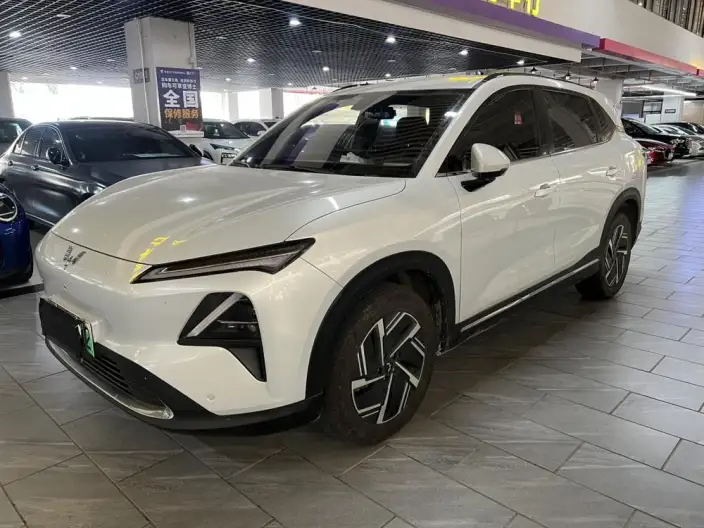 **Wuling Xingguang S** PHEV 2025 Model 130km Pilot Model – фото 1