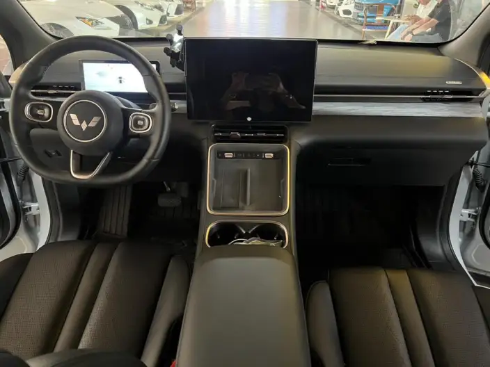 **Wuling Xingguang S** PHEV 2025 Model 130km Pilot Model – фото 7