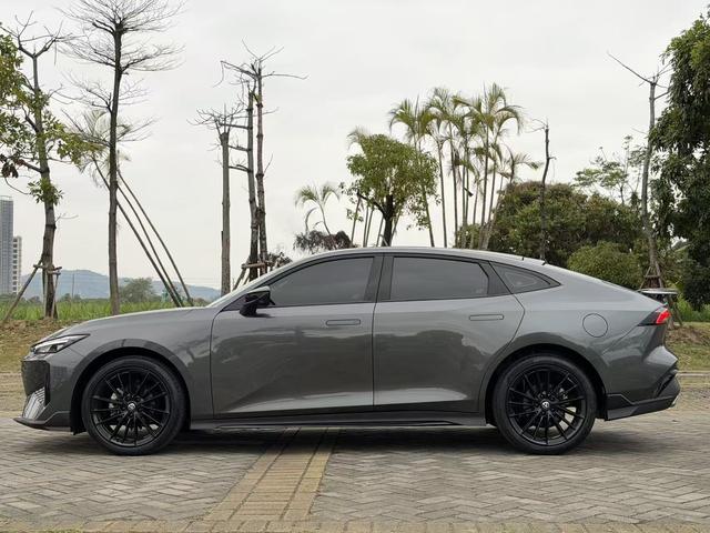 Changan UNI-V 2024 1.5T Premium Sport – фото 7