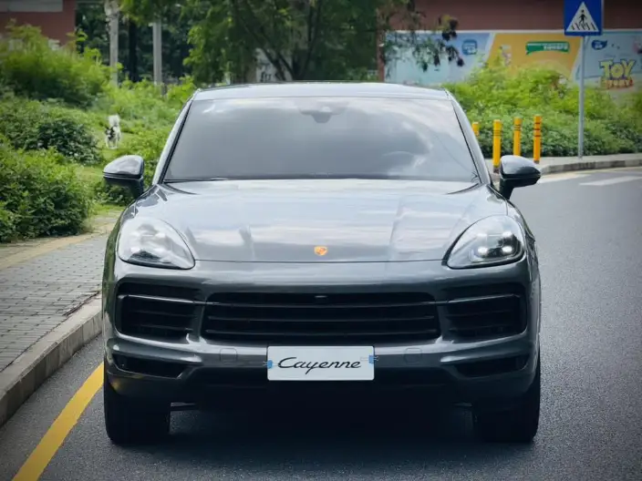 Cayenne Coupé 2019 Model Cayenne Coupé 3.0T – фото 2
