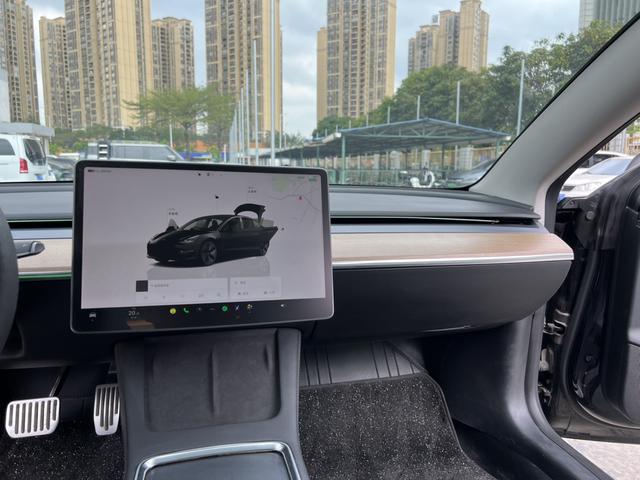 Tesla Model 3 2022 RWD – фото 17