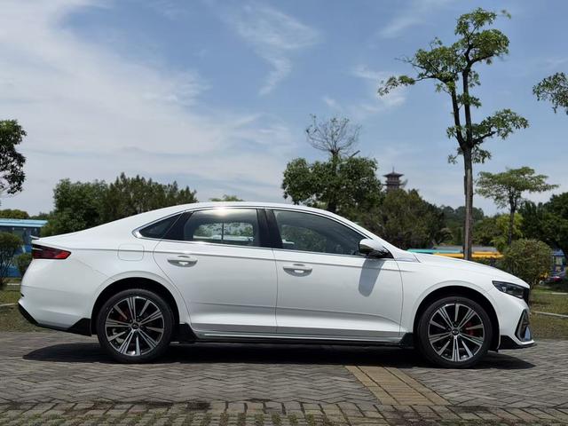 Geely StarRui 2026 1.5T Dong Fang Yao · Kunlun Edition – фото 7